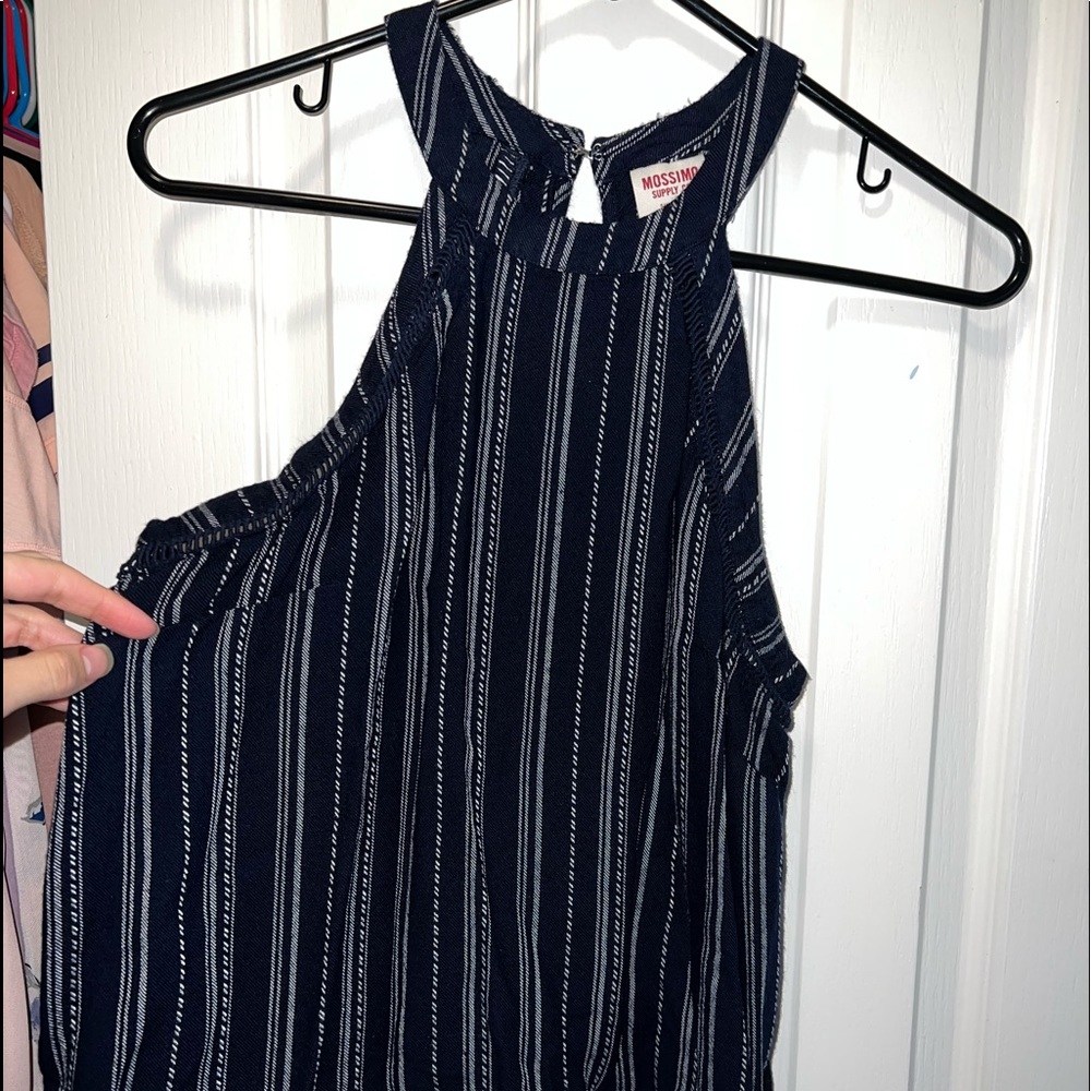 Cute cropped tank!